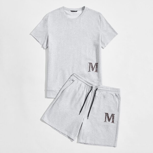 

Men Letter Graphic Tee & Drawstring Knot Shorts Set, Light grey