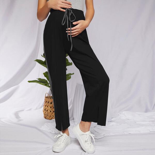 

Maternity Contrast Sideseam Split Hem Pants, Black