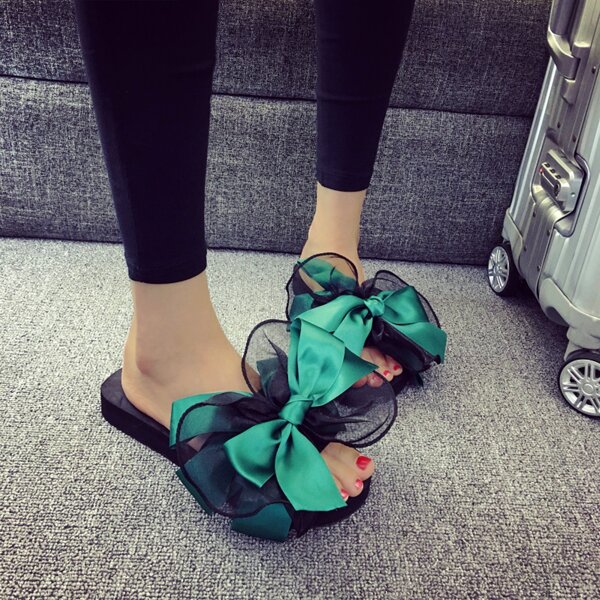 

Bow Decor Slides, Green