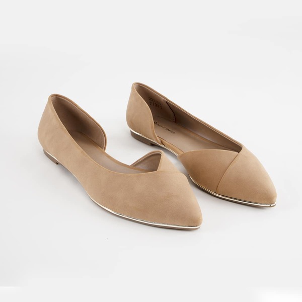 

Minimalist Point Toe Flats, Camel