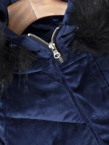 Parka con capucha y bolsillos de terciopelo suave