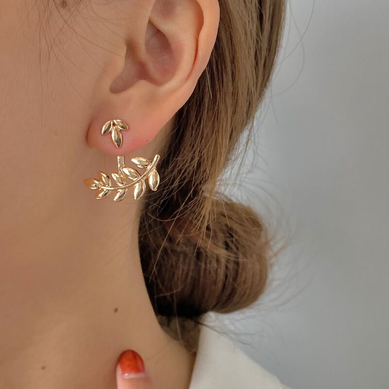 

Leaf Design Ear Jacket, Gold
