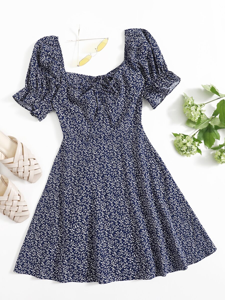 Soleia 滿版植物圖案抽繩前荷葉邊袖連衣裙 - 藏蓝色 - 查看 1