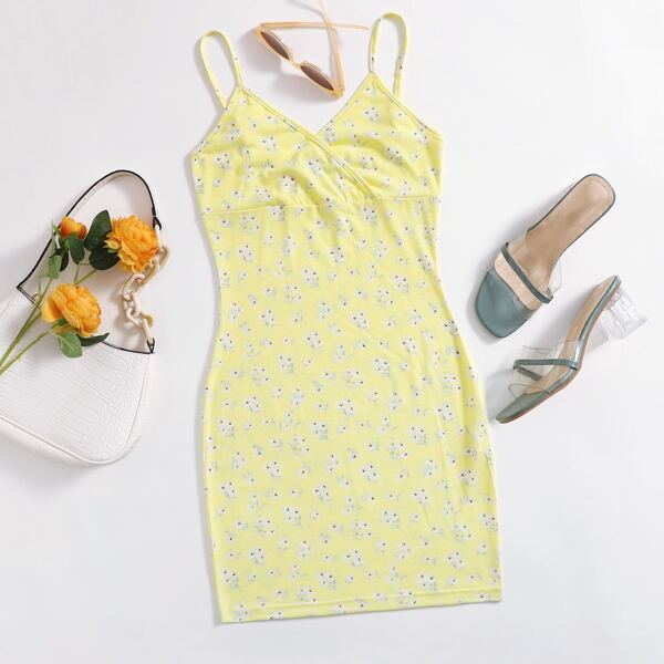 

Surplice Neck Daisy Print Dress, Yellow