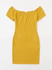 SHEIN Privé Plus V-bar Off Shoulder Lettuce Edge Dress - Yellow - View 3