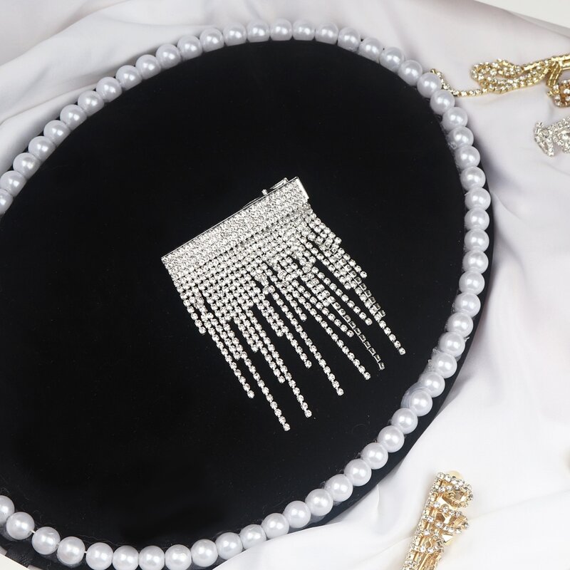

Rhinestone Tassel Hair Clip, Silver