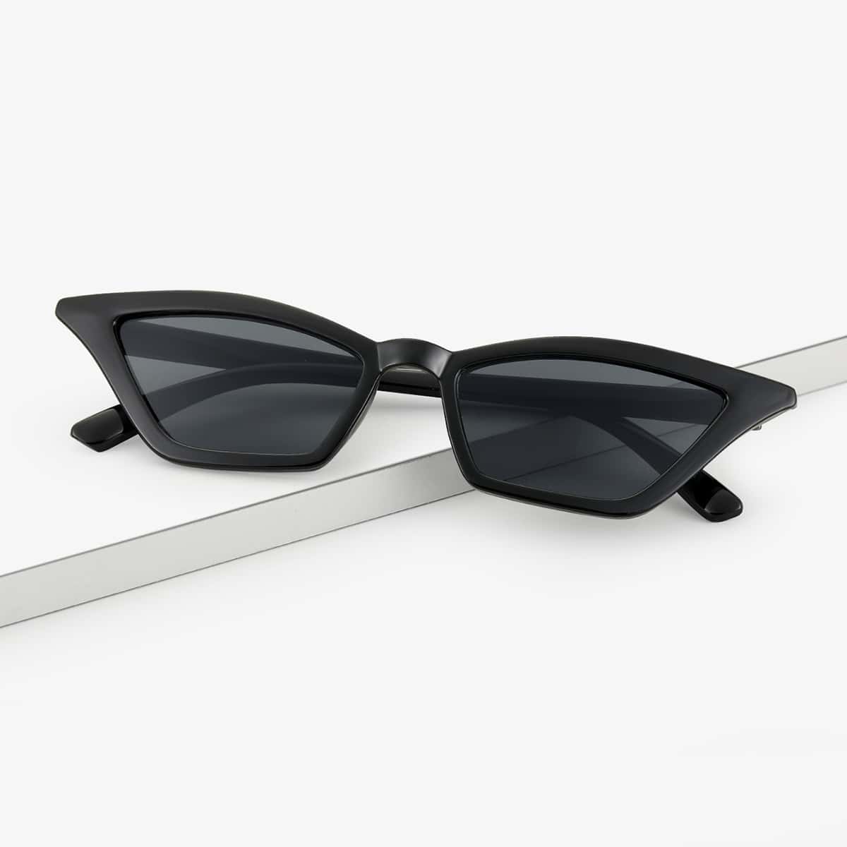 

Cat Eye Sunglasses