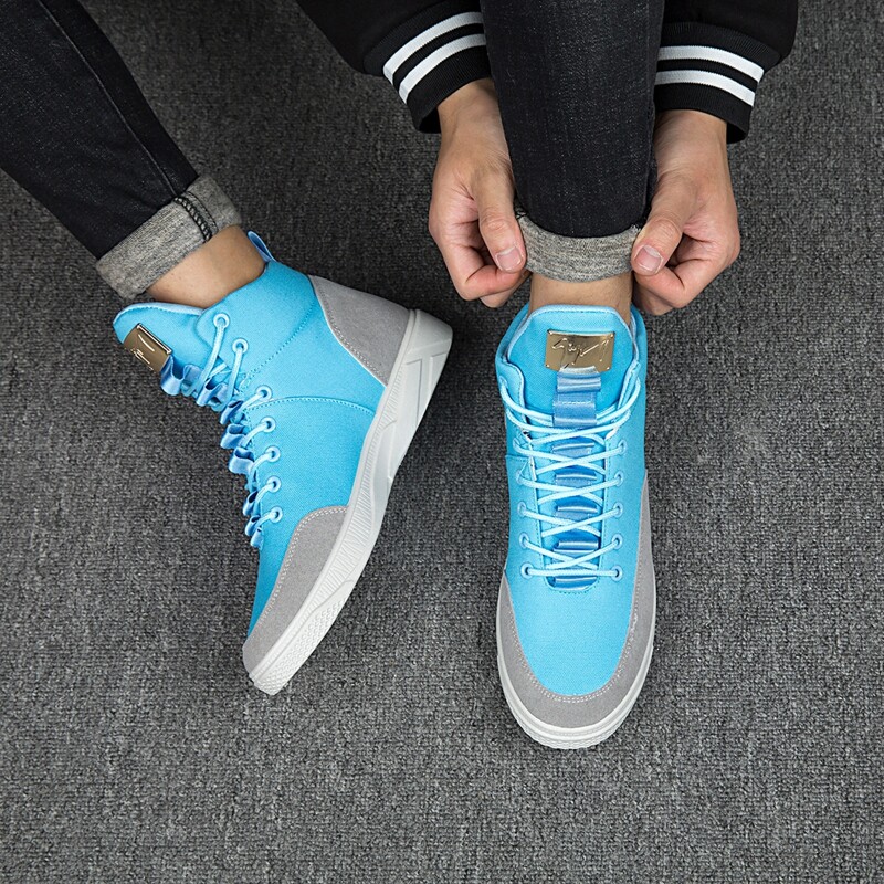 

Guys Two Tone High Top Lace-up Front Sneakers, Blue