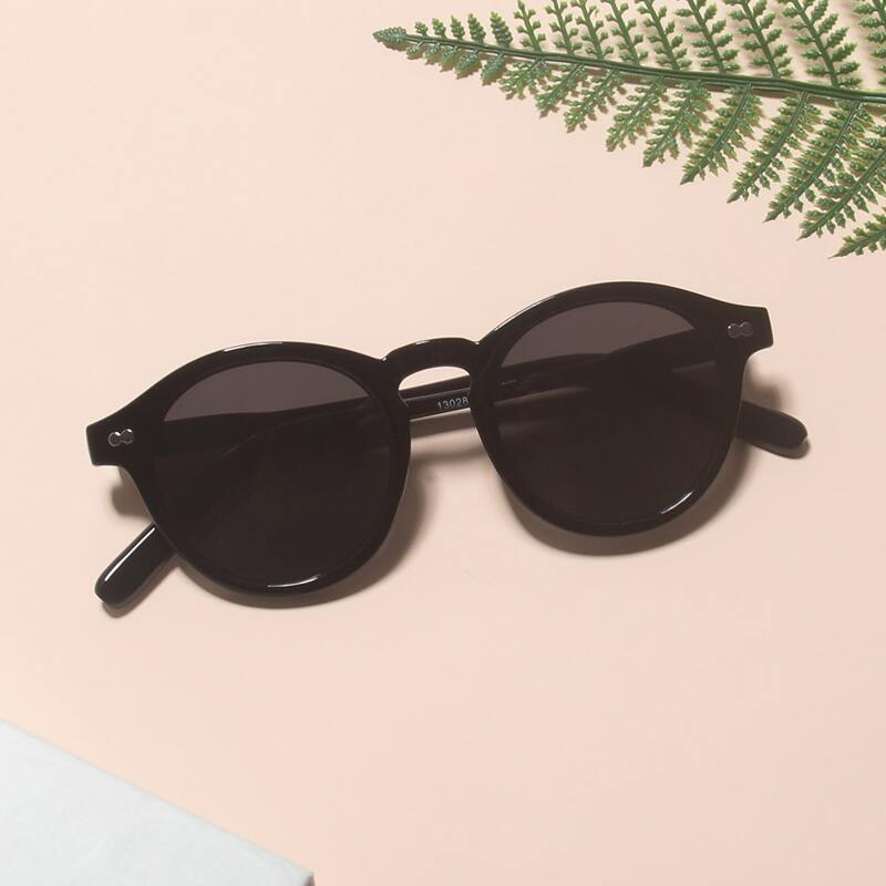 

Studded Decor Round Frame Sunglasses