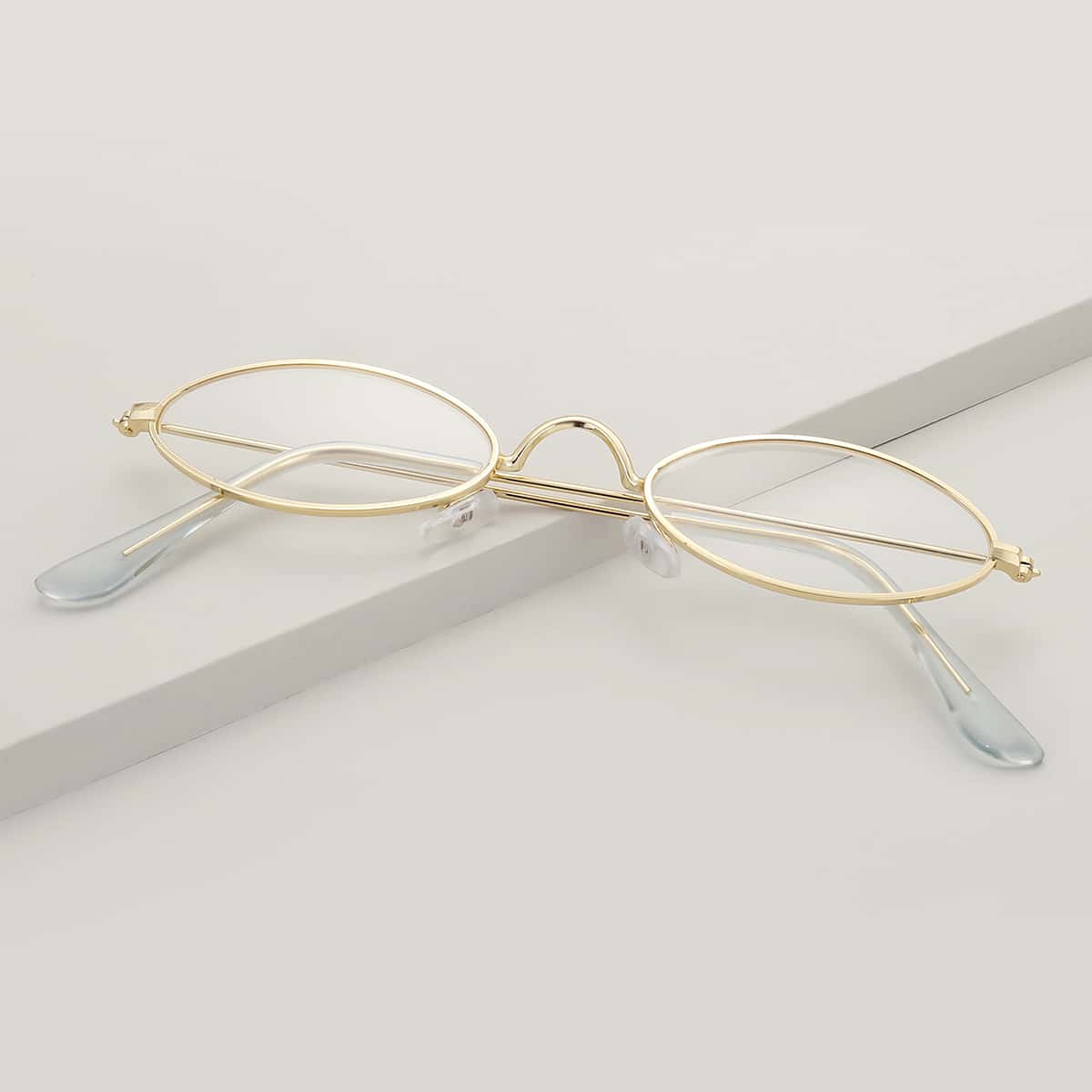 

Slim Oval Eyeglasses