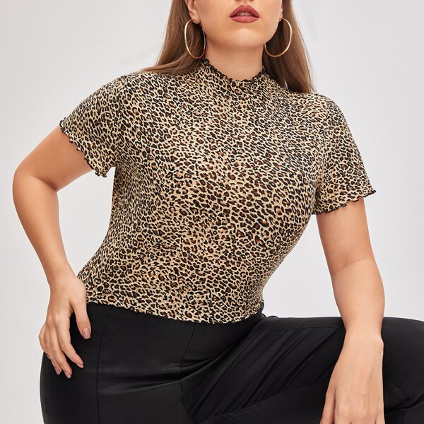 

Plus Lettuce Trim Leopard Top, Multicolor