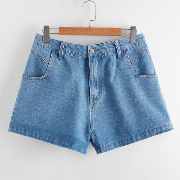 

Plus Medium Wash Denim Straight Leg Shorts