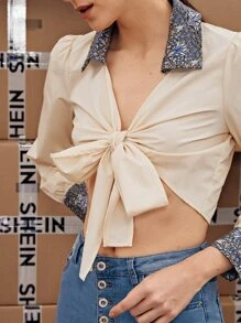 SHEIN Unity Top con cordón delantero de cuello con estampado de planta - Beis - Ver 4