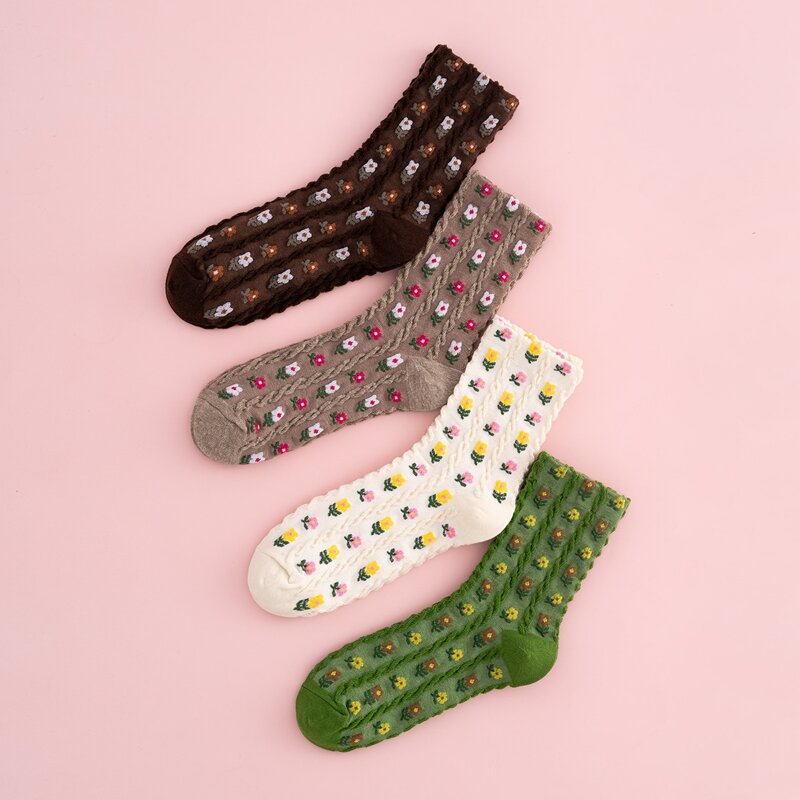 

4pairs Ditsy Floral Print Crew Socks, Multicolor