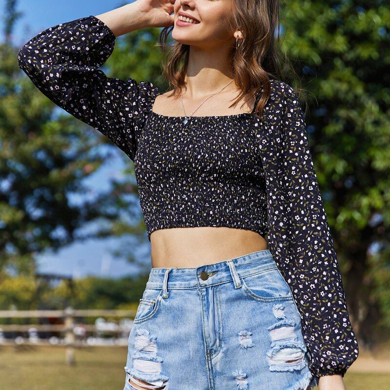 

Ditsy Floral Shirred Crop Top, Black