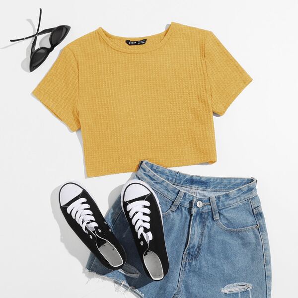 

Waffle Knit Solid Tee, Yellow