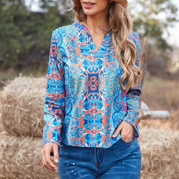 

Notched Allover Print Blouse, Multicolor