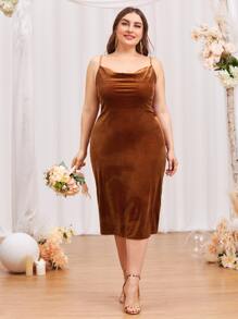 SHEIN Belle Plus Solid Velvet Cami Dress - Rust Brown - View 1