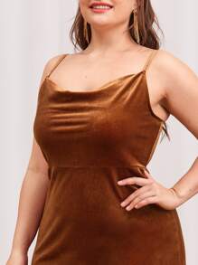SHEIN Belle Plus Solid Velvet Cami Dress - Rust Brown - View 4