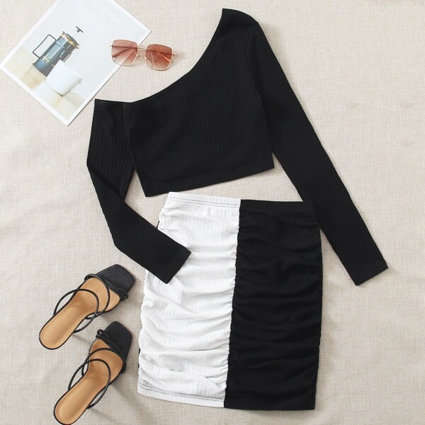 

Asymmetrical Neck Tee & Colorblock Skirt Set, Black and white