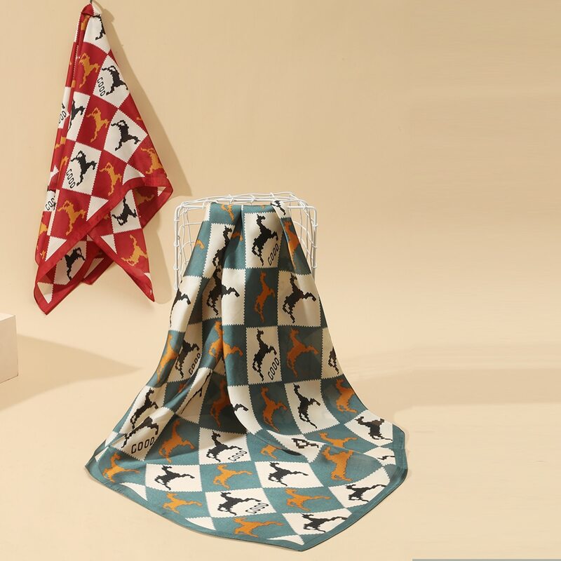 

2pcs Animal Print Bandana, Multicolor