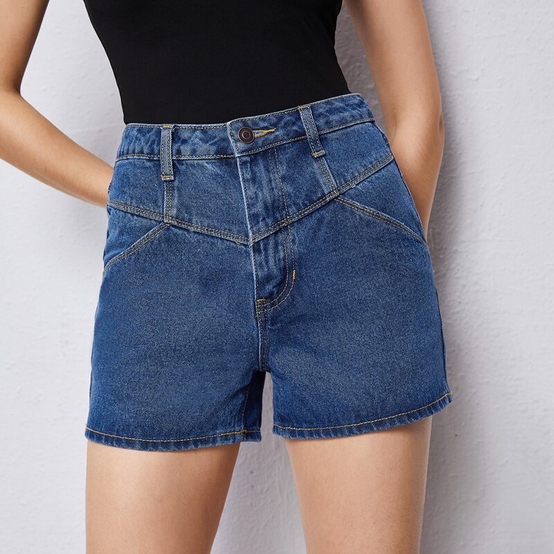 

Slant Pocket Straight Leg Denim Shorts, Medium wash