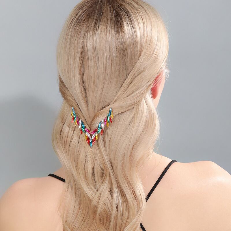 

Rhinestone V-shaped Hair Clip, Multicolor