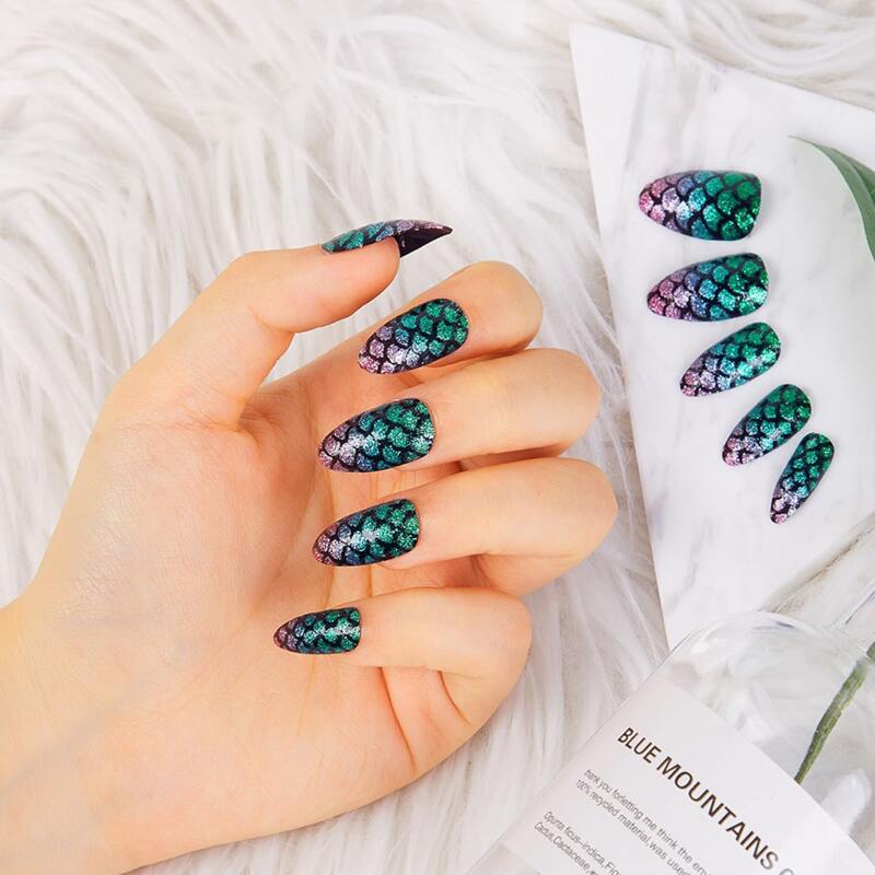 

24pcs Fish Scales Fake Nail & 1sheet Tape & 1pc Nail File, Multicolor