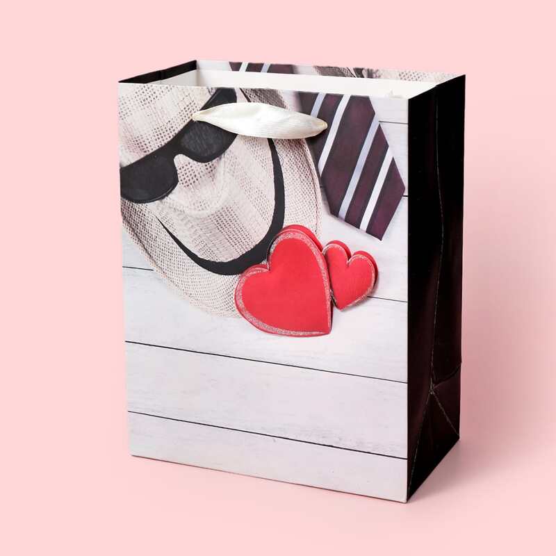

1pc Heart Print Paper Gift Bag, Multicolor