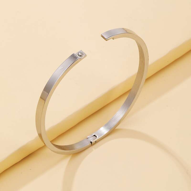 

Minimalist Solid Bracelet, Silver