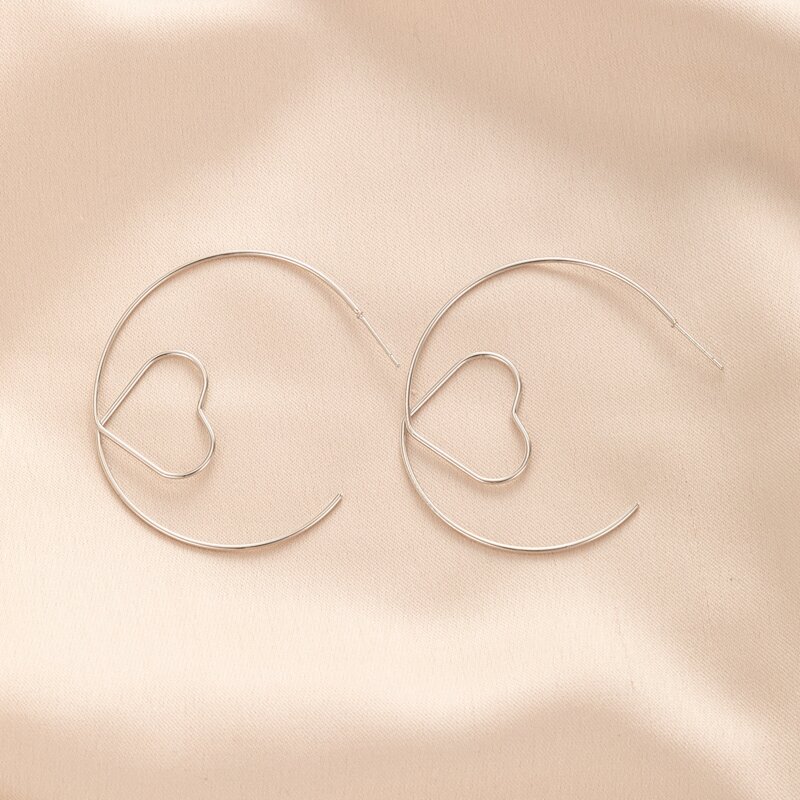 

Heart Design Hoop Earrings, Silver
