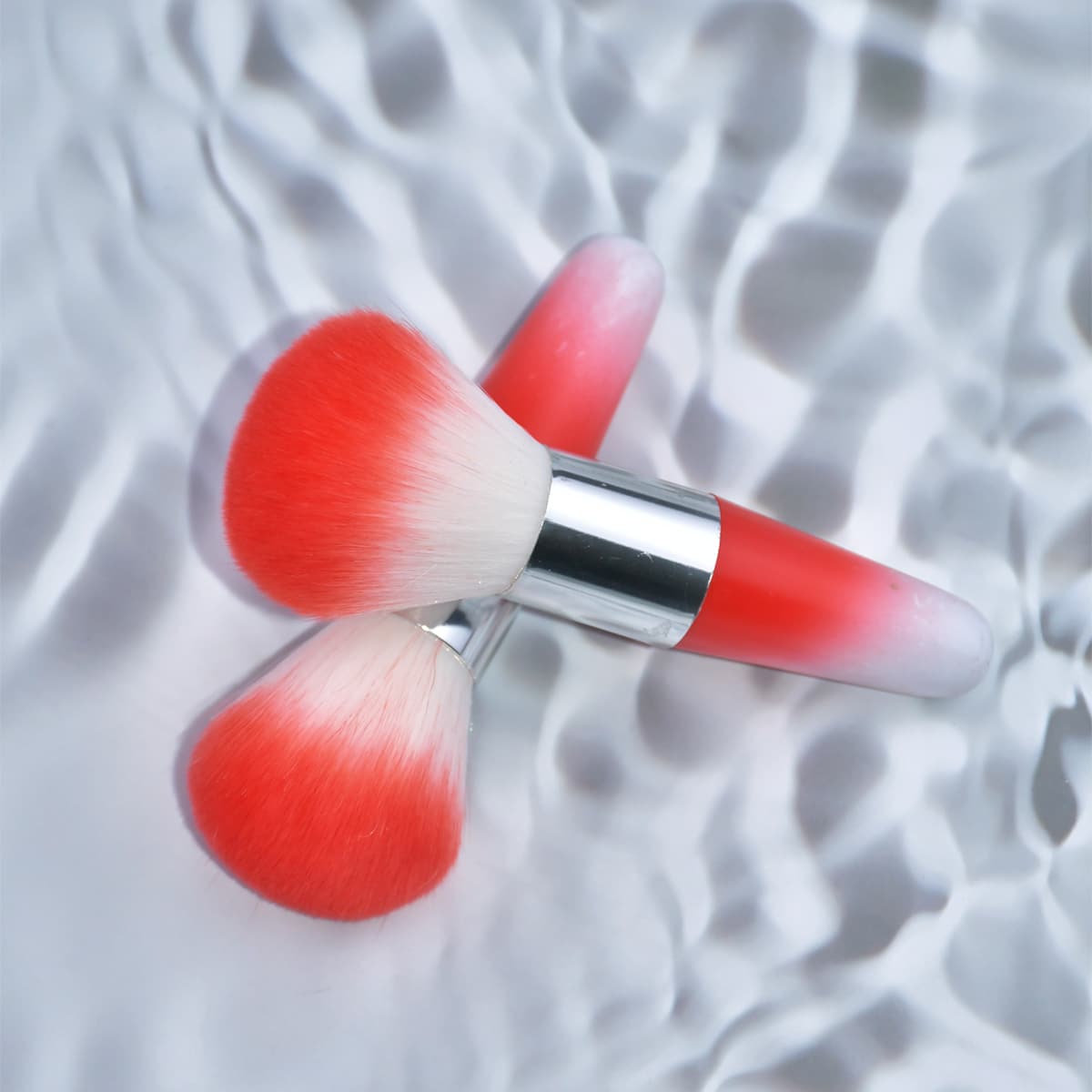 

1pc Ombre Powder Brush, Red