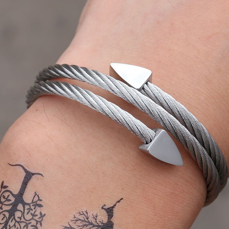 

Guys Triangle Decor Bracelet, Silver