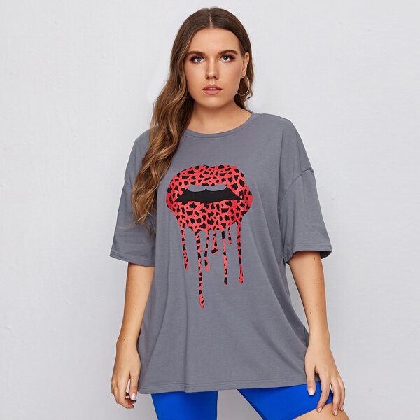 

Plus Mouth Graphic Drop Shoulder Tee, Grey