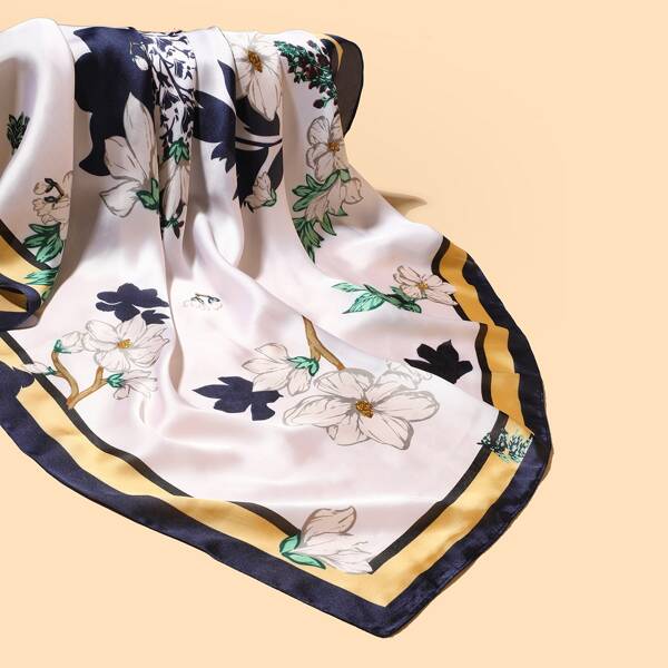 

Flower Print Bandana, Multicolor