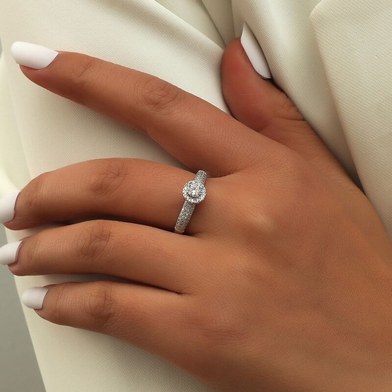 

Zircon Decor Ring, White