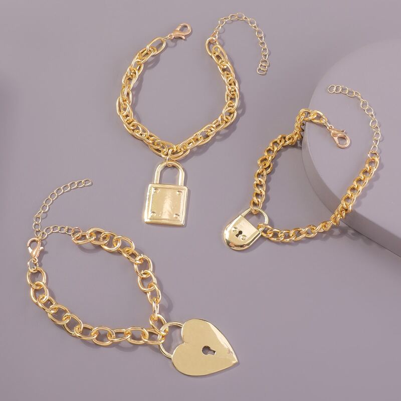 

3pcs Heart Charm Chain Bracelet, Gold