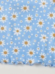 Soleia Cottagecore Lettuce Edge Daisy Floral Crop Cami Top - Baby Blue - View 3