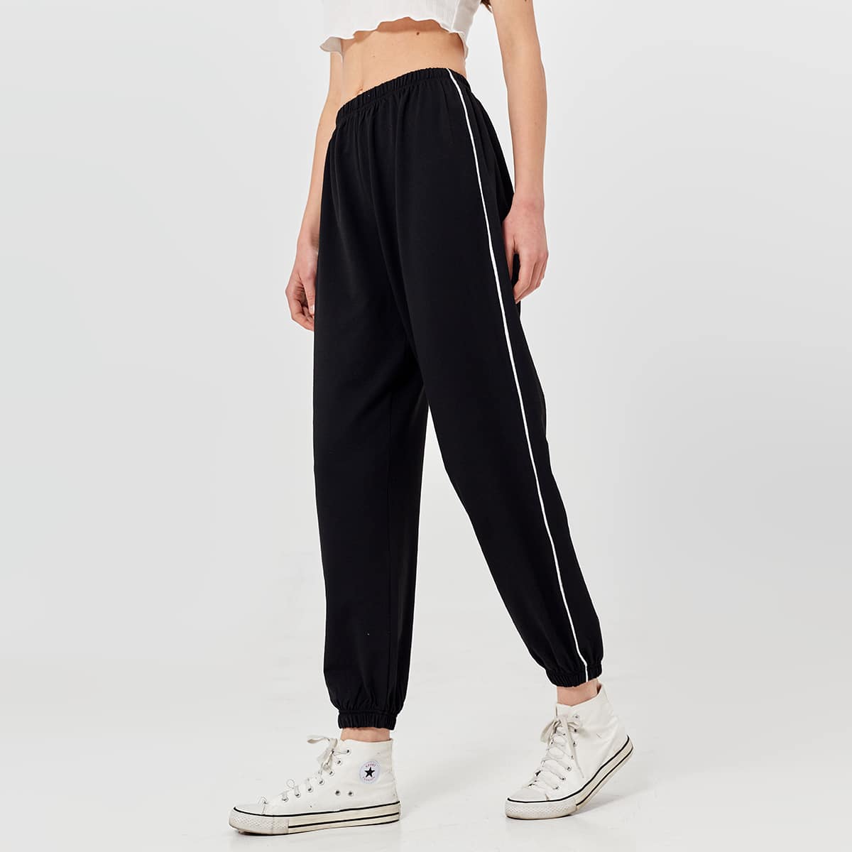 

Contrast Piping Sweatpants, Black