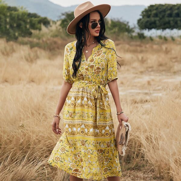 

Floral Belted Split Hem Dress, Yellow
