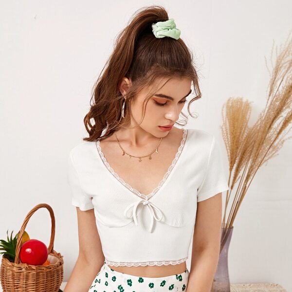 

Knot Front Lace Edge Rib-knit Crop Tee, White