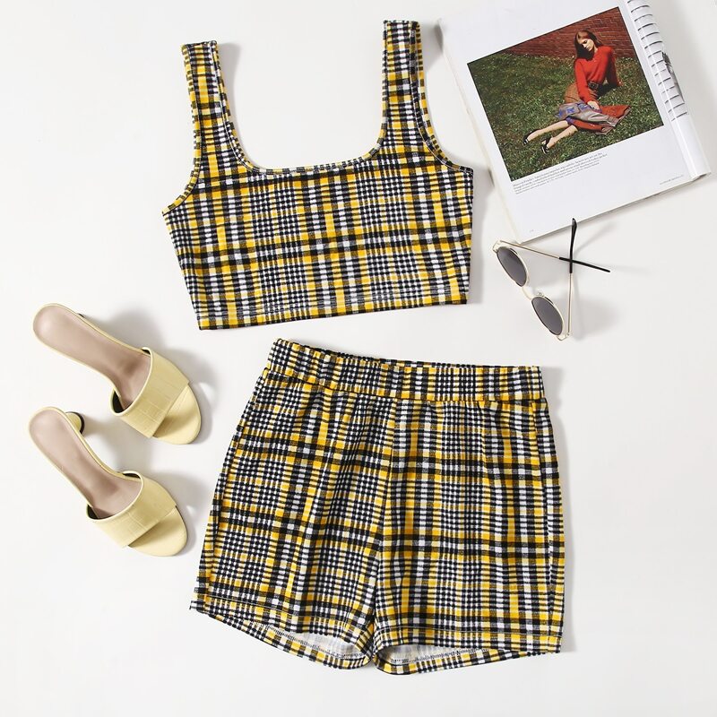 

Plaid Crop Tank Top & Elastic Waist Shorts Set, Multicolor