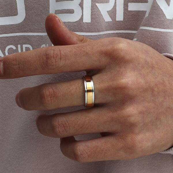 

Men Two Tone Ring, Gold