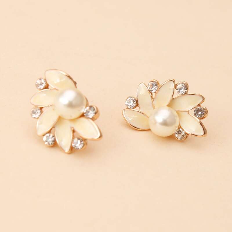 

Faux Pearl Floral Stud Earrings, Beige