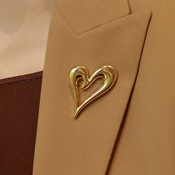 

Heart Design Brooch, Gold