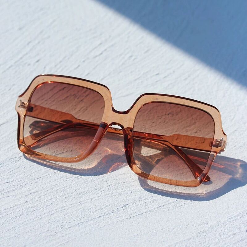

Square Frame Sunglasses