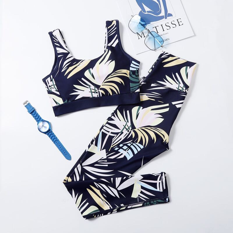 

Super Elastic Leaf Print Sports Set, Multicolor