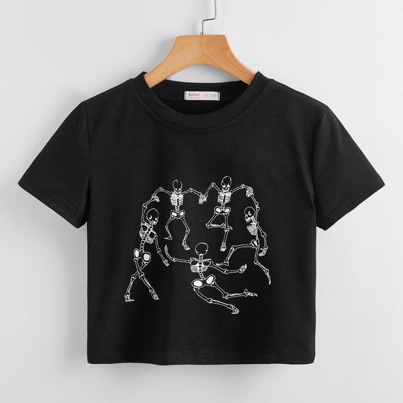 

Skull Graphic Crop Tee, Black