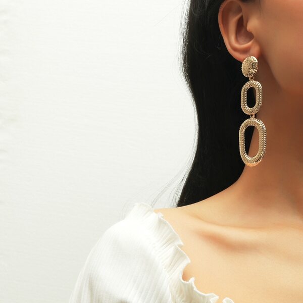 

Hollow Out Geo Drop Earrings, Gold
