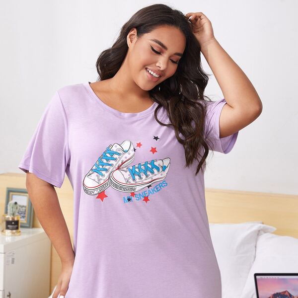 

Plus Shoes and Letter Graphic Nightdress, Lilac purple